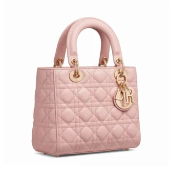 حقيبة يد نسائية فاخرة من كريستيان ديور باللون الوردي المبطن Lady Dior